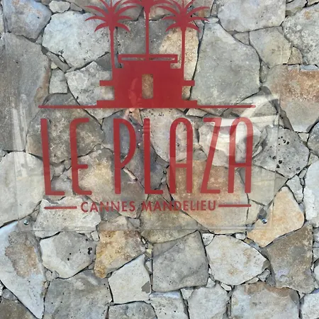 Panoramic View, Perfect Between Sea And Mountain Мандельё-ла-Напуль